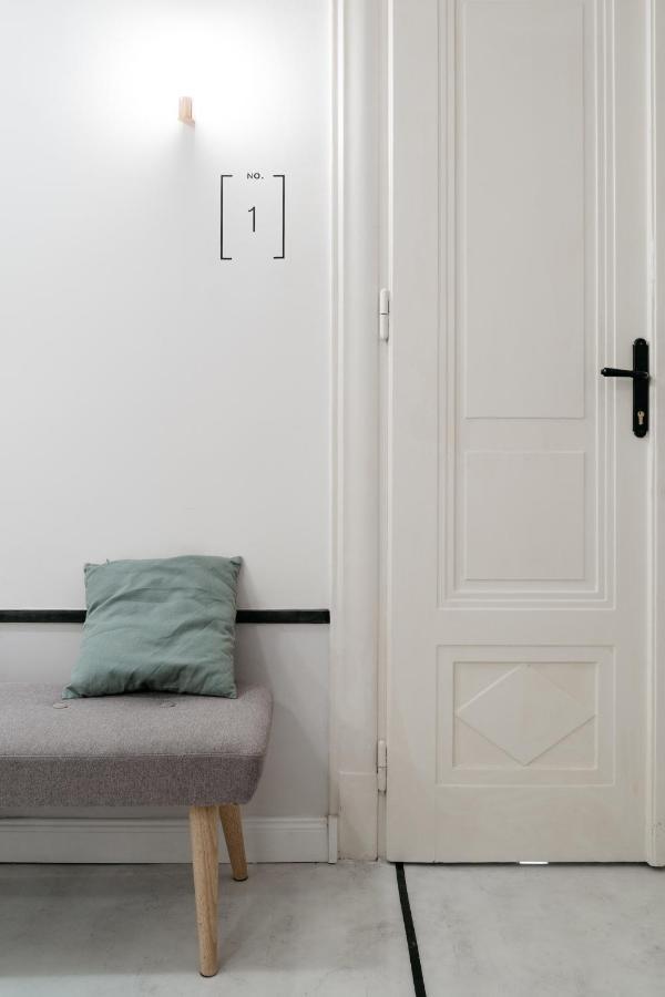 Gellerico Apartments Deak Square Budapeszt Zewnętrze zdjęcie
