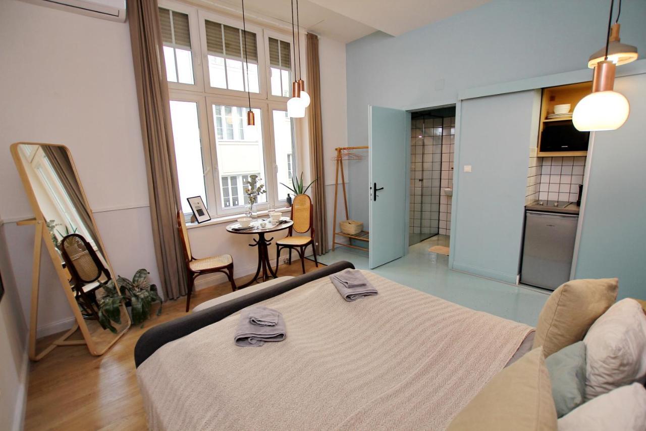 Gellerico Apartments Deak Square Budapeszt Zewnętrze zdjęcie